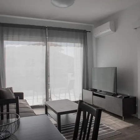 One Bedroom In In Good Location Appartement *